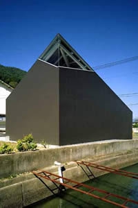 八木の農舎3